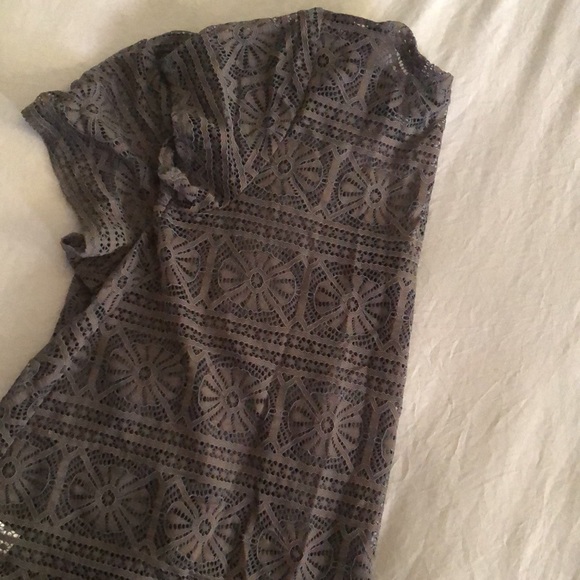 American Eagle short sleeve - Picture 3 of 3